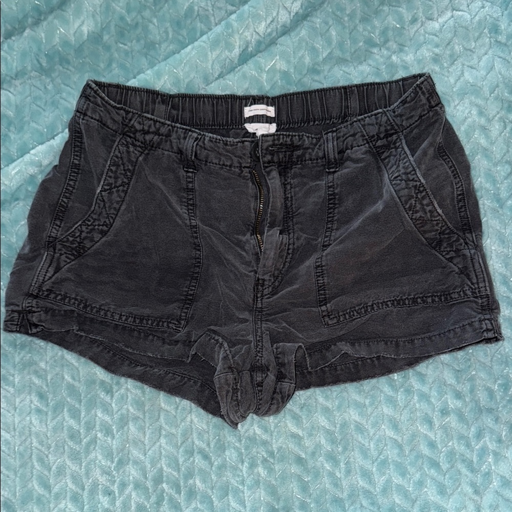 Aerie Black/Gray Cargo Shorts Versatile and Stylish